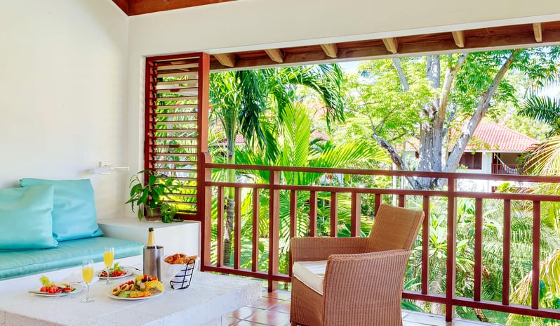 Couples Swept Away-Atrium Suite 2_438